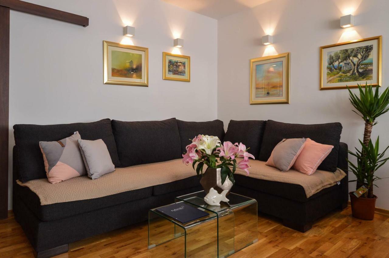 Kolombo Lux Apartment Split Buitenkant foto